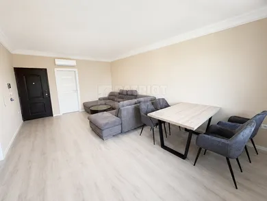 Byty na prenájom 4-izbový, Levice · €930