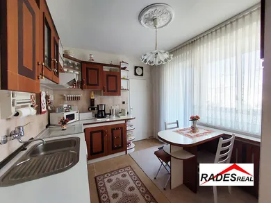 Na predaj 4-izbový byt, 78 m², Senica, L. Novomeského