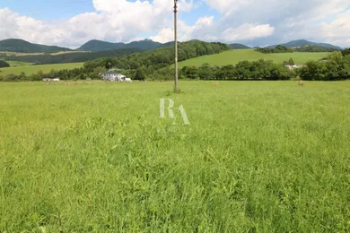 Na predaj pozemok, 186 m², Dolná Tižina