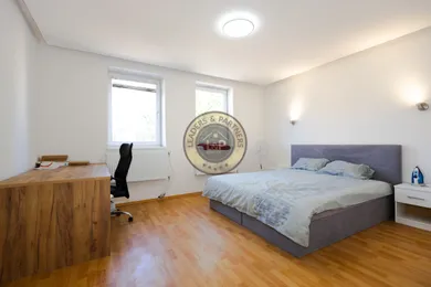Na predaj 5-izbový dom, 115 m², Jánovce