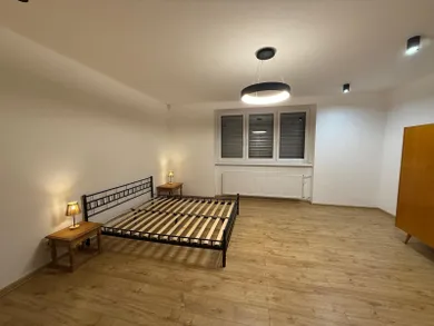Na predaj 2-izbový byt, Nové Mesto nad Váhom, Trenčianska