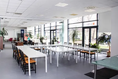 Lokale komercyjne na sprzedaż, Bratislava-Ružinov · €599 900