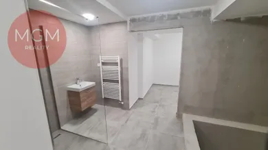 Na prenájom komerčné, 124 m², Rajecké Teplice