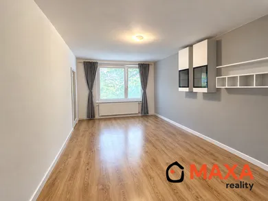 Na prenájom 2-izbový byt, 66 m², Senica