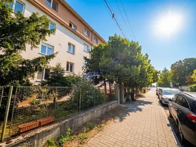Na predaj 2-izbový byt, 52 m², Ivanka pri Dunaji, SNP