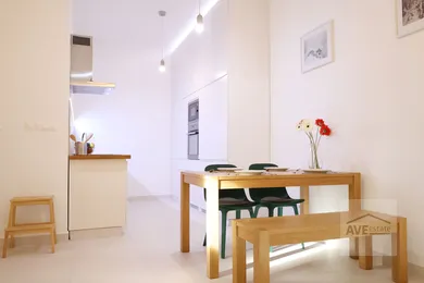 Na predaj 2-izbový byt, 58 m², Bratislava-Staré Mesto