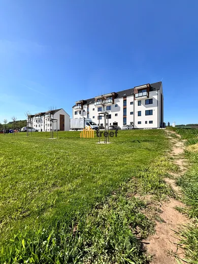 Byty na predaj 3-izbový, Dvorníky · €132 500