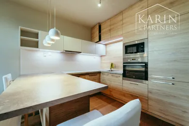 Mieszkania na sprzedaż, 3-pokojowe, Skalica · €144 000