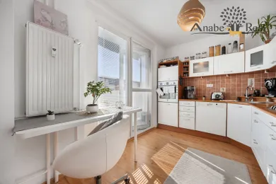 Na predaj 4-izbový byt, 82 m², Pezinok, Muškátova