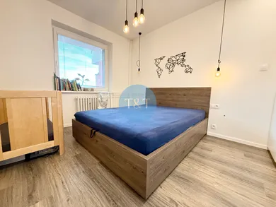 Na prenájom 2-izbový byt, 53 m², Bratislava-Staré Mesto, Haydnova