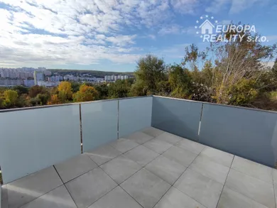 Byty na predaj 3-izbový, Bratislava-Karlova Ves · €424 900