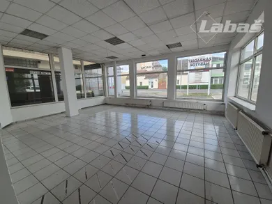 Na prenájom komerčné, 159 m², Piešťany, Bratislavská
