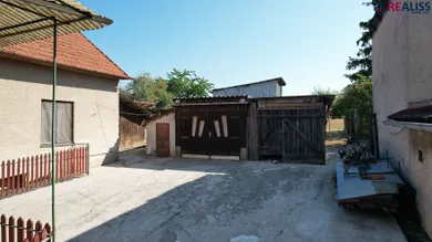 Na predaj 4-izbový dom, 165 m², Pochabany