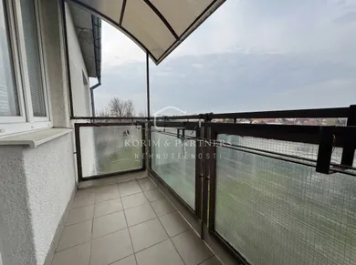 Na predaj byt v Komárno · €124 800 · Čiastočná rekonštrukcia