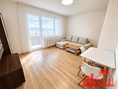 Na prenájom 2-izbový byt, 47 m², Trenčín, Generála Svobodu