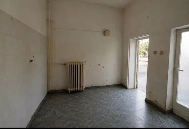 Komerčné priestory na prenájom, Piešťany · €20