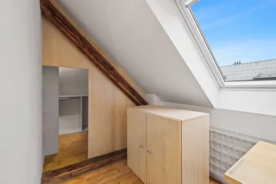 Na predaj 2-izbový byt, Bratislava-Staré Mesto, Koreničova