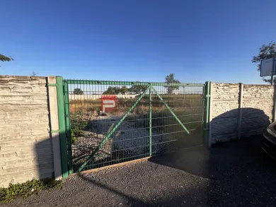 Na predaj pozemok, 739 m², Košúty