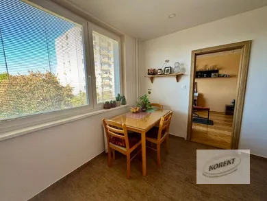 Na predaj 2-izbový byt, 67 m², Nové Zámky