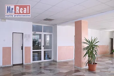Na prenájom objekt, 16 m², Bratislava-Petržalka, Gogoľova
