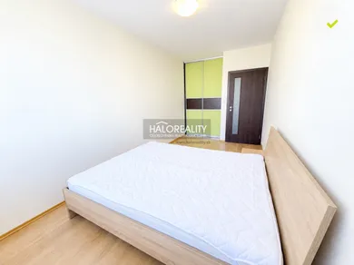 Na prenájom 2-izbový byt, 54 m², Bratislava-Ružinov, Jégého