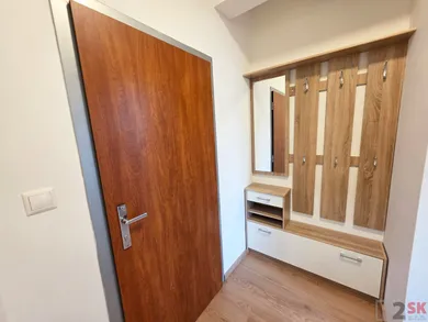 Na predaj 2-izbový byt, 57 m², Žilina