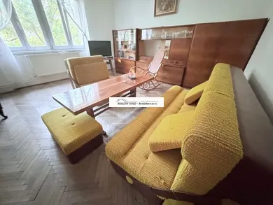 Na prenájom 3-izbový byt, 80 m², Bratislava-Rača, Dopravná