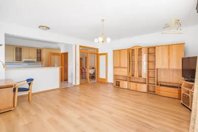 Квартири в оренду, 4-кімнатні, Piešťany · €770