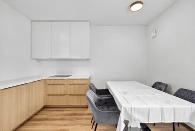 Na predaj 4-izbový dom, 117 m², Bratislava-Podunajské Biskupice