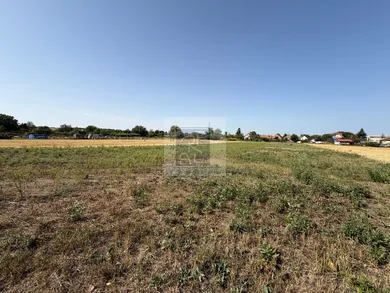 Na predaj pozemok, Lúčnica nad Žitavou, Martinová