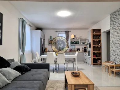 Na predaj 4-izbový dom, 110 m², Mosonmagyaróvár