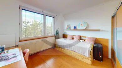 Na predaj 2-izbový byt, 62 m², Komárno, Gazdovská