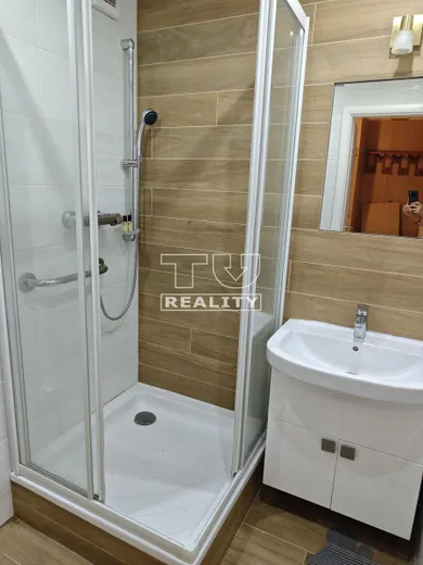 Na predaj 3-izbový byt, 56 m², Bánovce nad Bebravou