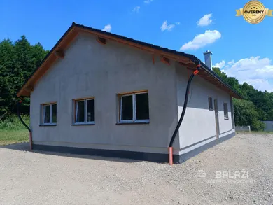 Domy na sprzedaż, 4-pokojowe, Prievidza · €230 000
