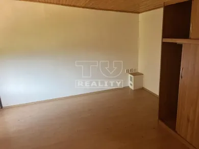 Na predaj 4-izbový byt, 80 m², Čadca