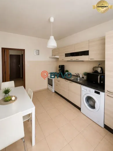 Na predaj 1-izbový byt, 35 m², Trenčín, Juh
