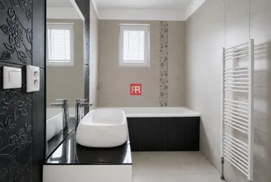 Na predaj 2-izbový byt, 56 m², Bratislava-Podunajské Biskupice