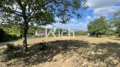 Pozemky na predaj, Nitra · €486 250