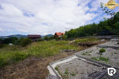 Na predaj pozemok, Varín