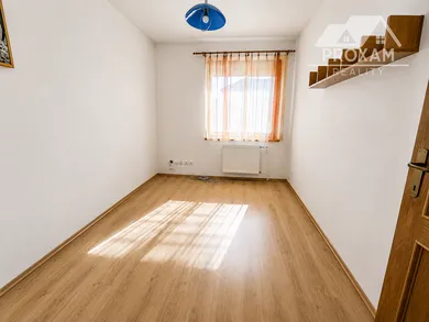 Na predaj 4-izbový byt, 100 m², Lučenec, J.A. Komenského