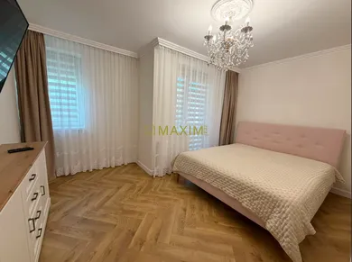 Na predaj 3-izbový byt, 69 m², Bratislava-Vajnory, Široká