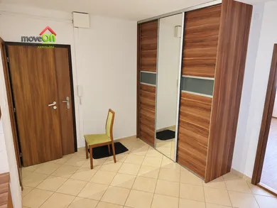 Na predaj 3-izbový byt, 82 m², Levice, Ul. kpt. J. Nálepku