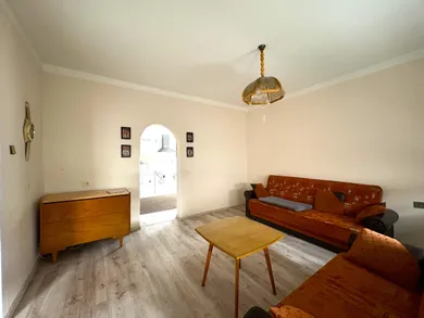 Na predaj dom, 192 m², Trhovište