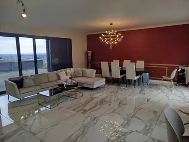 Na predaj 5-izbový byt, 155 m², Bratislava-Nové Mesto
