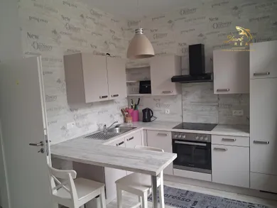 Mieszkania na wynajem, 1-pokojowe, Bratislava-Ružinov · €780