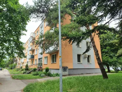 Na predaj 4-izbový byt, 66 m², Piešťany, A. Hlinku