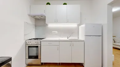 Na prenájom 3-izbový byt, 60 m², Bratislava-Karlova Ves, Líščie údolie