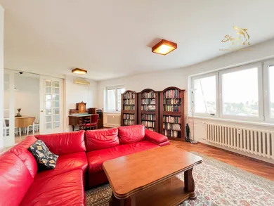 Byty na prenájom 2-izbový, Bratislava-Staré Mesto · €699