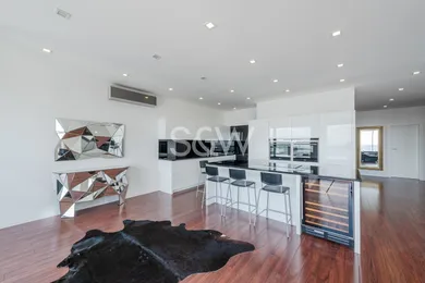 Na predaj 3-izbový byt, 124 m², Bratislava-Nové Mesto, Bellova