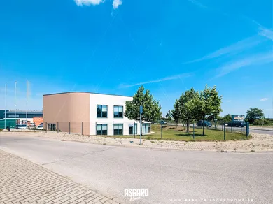 Na prenájom komerčné v Trnava · €12 000 · Novostavba